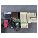 Menï¿½s Leather Wallets (2) Hyde Red Box Cutter,