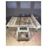 Delta 10" Table Saw