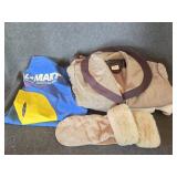 Womens Clothes, Walmart Vests(2), Mittens