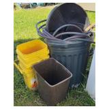 Plastic Trash Bin with Hose, Preen Containers