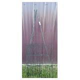 Small Black Folding Panel, Grave Wreath Easel
