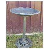Plastic Bird Bath with Crack in Bottom