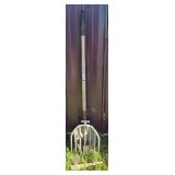 Spade Shovel, Prong Garden Attachment, Small