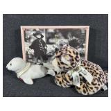 Tender Moments 500 Piece Puzzle, Gund Jaguar
