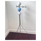 Lightening Rod with 3 Baubles Arrow Top