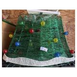 Green Wire Mesh Holiday Tree Light Up