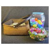 Wicker Basker, Easter Eggs