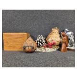 Wooden Box & Angel, Pinecone, Onion Decor, Angel