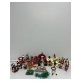 Christmas Figurines & Ornaments