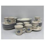China Made Floral Dinner Plates (8) Bowls (8)