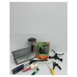 Two-Port Digital Timer, Planter, Solar Walk