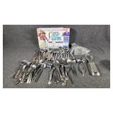 Assorted Silverware, Silver Lighting Cleaning Plat