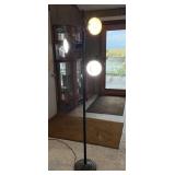 Black Three Bulb Light