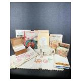 Recipe Boxes & Books, Table Runners, Teapot