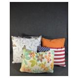 Decorative Throw Pillows (5)