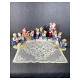 Denim Days Figurines (6), Ivory Doily