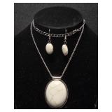 Cream Crackle Stone Necklace and Earrings