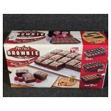 Perfect Brownie Pan Set
