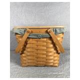 Longaberger Picnic or Cake carrier basket
