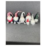 Gnomes In A Tub (7)