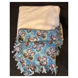 Fleece blankets (3)