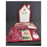Christmas Places Mattï¿½s (4) and Table Runner (2)