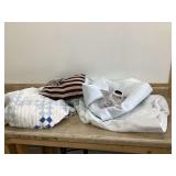 Twin heated mattress cover quilt pillow