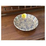 ROSEVILLE OHIO SPONGEWARE PIE PLATE
