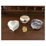 Two trinket boxes pin music box