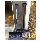 2 SNOW SHOVELS - HOUSEHOLD MISC
