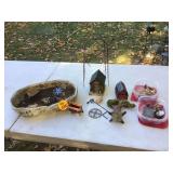 Fairy garden décor with pots