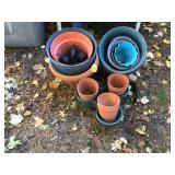 MISC PLASTIC PLANTERS - LAWN & GARDEN