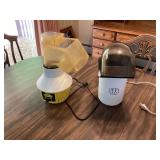 2 POPCORN MAKERS - APPLIANCES