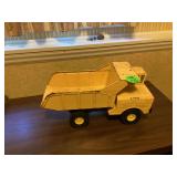 Old NyLint dump truck