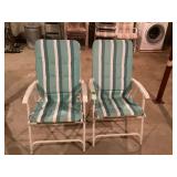 2 LAWN CHAIRS - LAWN & GARDEN