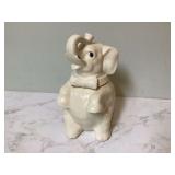 Elephant cookie jar with chip on trunk