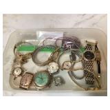 VINTAGE WRIST WATCHES - WATCHES