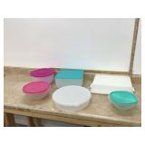 Plastic storage containers