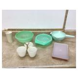 Retro Tupperware kitchen items