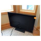 SONY BRAVIA TV W REMOTE(WORKS)