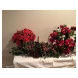 CHRISTMAS FLOWER ARRANGEMENTS
