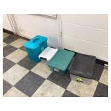 Different size storage tote 2-3 gallon 6-1