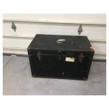 ANTIQUE STEAMER TRUNK