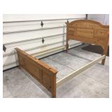 MID CENTURY MODERN FURNITURE - TABLE