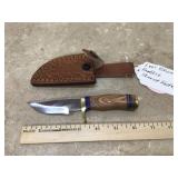 LIGHT BROWN HANDLE SKINNING KNIFE