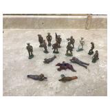 16 antique lead toy soldiers