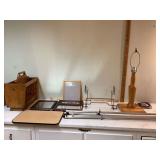 Various household objects