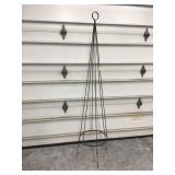 74” METAL TRELLIS - LAWN & GARDEN