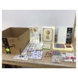 ASSORTED CRAFT ITEMS - ARTS & CRAFTS