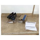 2 PAIR CLARKS ASHLAND BUBBLE SHOES 2 PAIR CLARKS ASHLAND BUBBLE SHOES